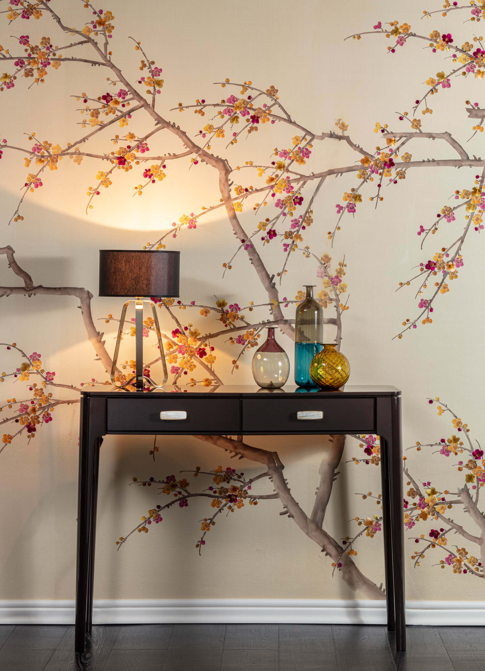 LILY 1L TABLE LAMP