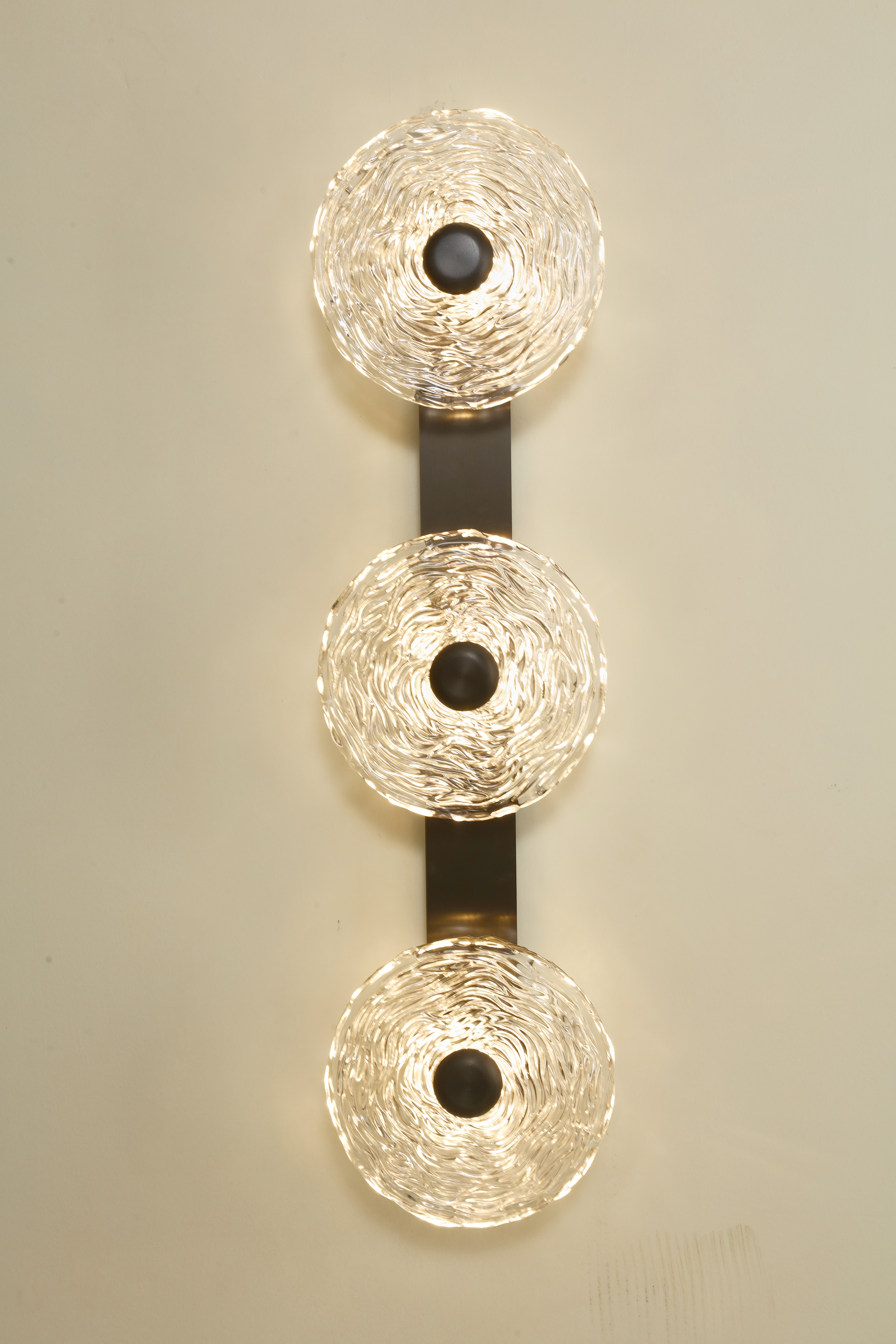 APLİK 3L SİYAH Ø18XE0,9XH73 CM LED 60W