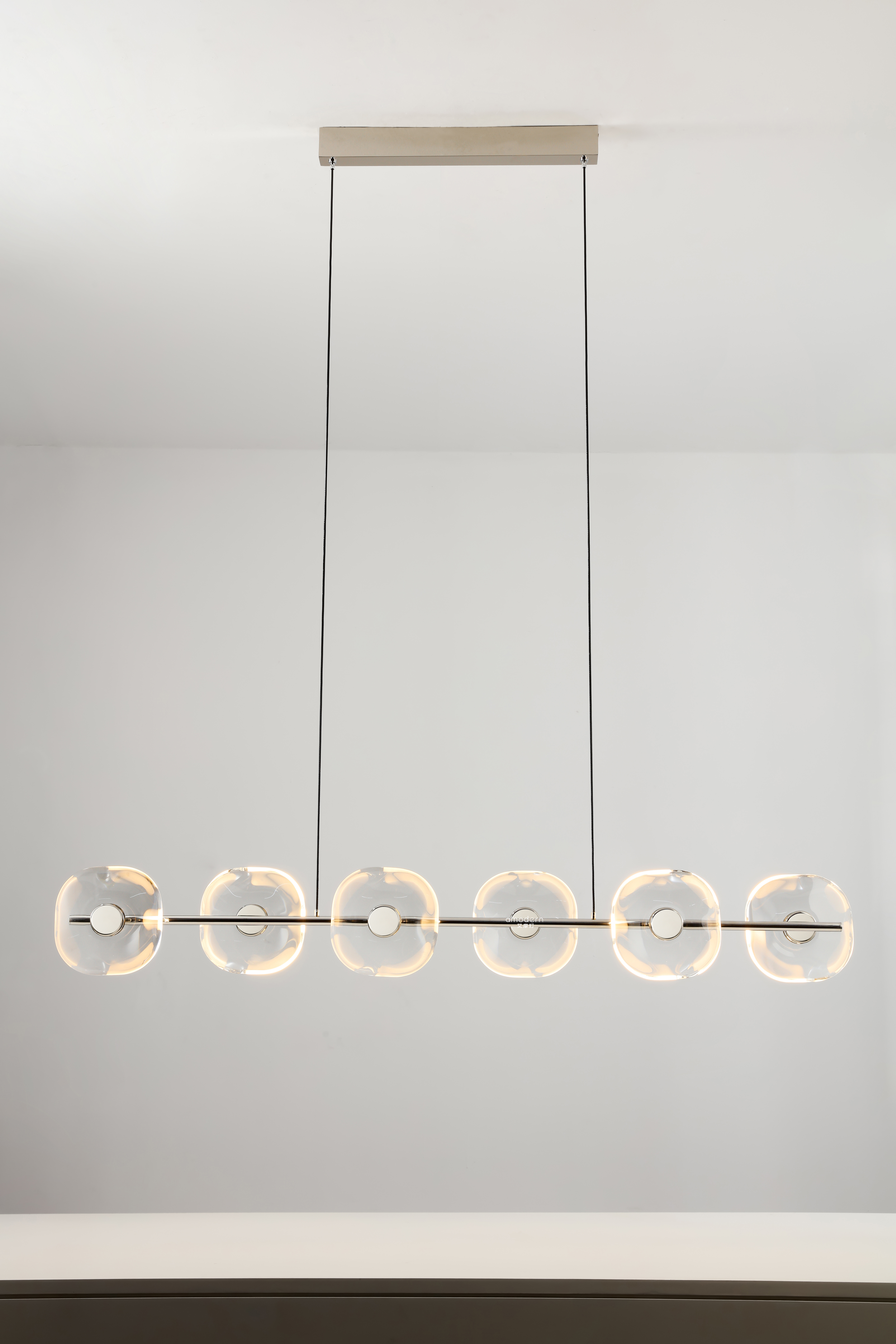 SARKIT 6L SİYAH L135.5XH18 CM LED 25W