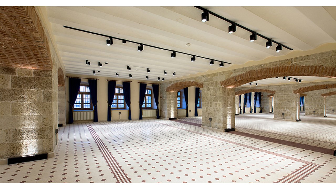 Fatih Sultan Mehmet High School